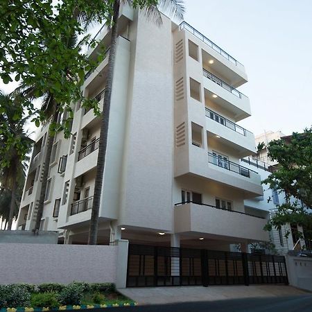Benaka Suites บังกาลอร์ ภายนอก รูปภาพ