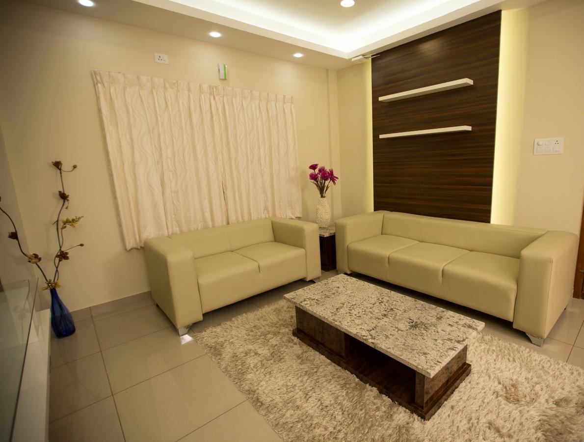 Benaka Suites บังกาลอร์ ภายนอก รูปภาพ